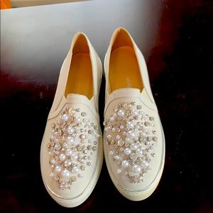 Stuart Weitzman Slides